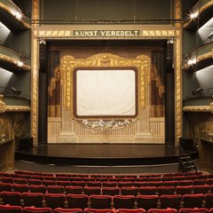 rsz_1rsz_vooruit-theaterzaal-pano_c-karin-borghouts.jpg